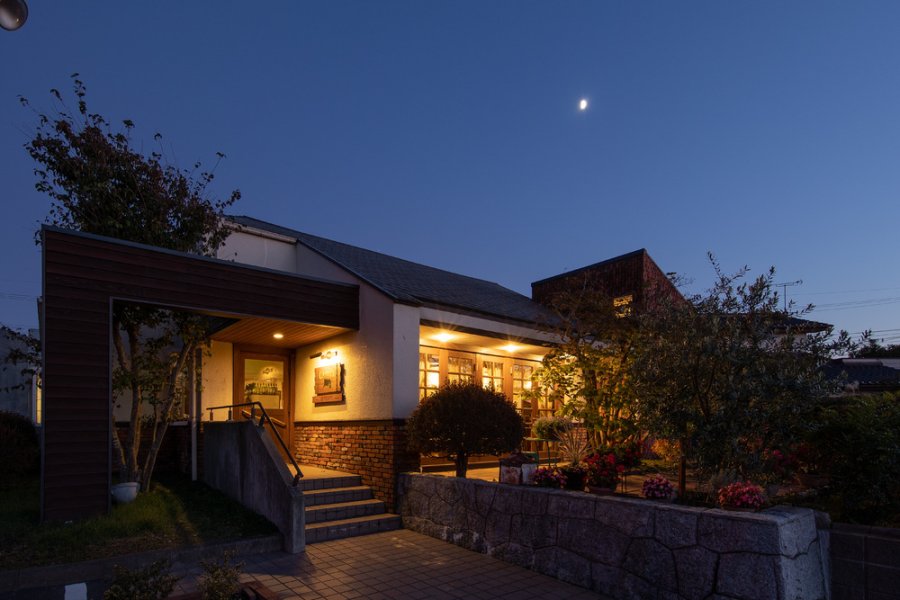 1987年創業から、どの時代も愛される美味しさをお楽しみください