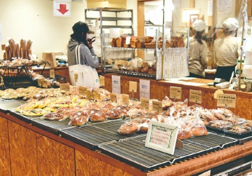 店舗は道の駅内。40種以上から選ぶ楽しみがあります