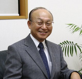 代表取締役の瀬谷です