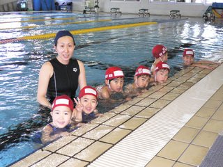 スタッフ〇〇です