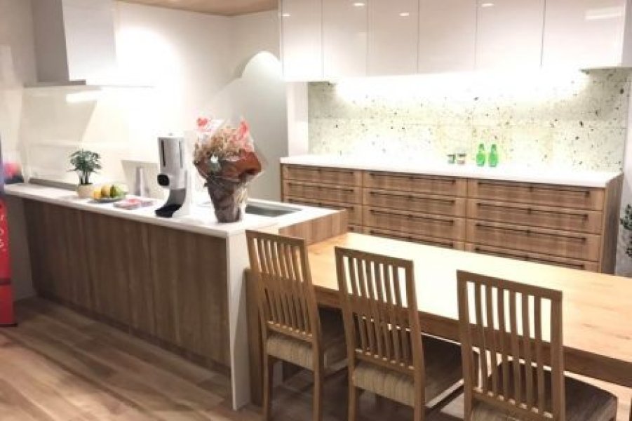 大谷石を使ったインテリアウォール