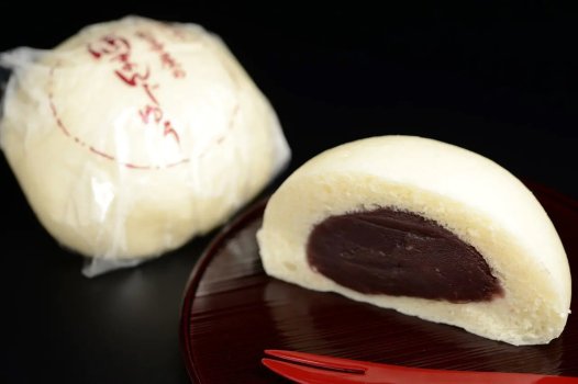 手のひらサイズの食べ応えのある酒饅頭