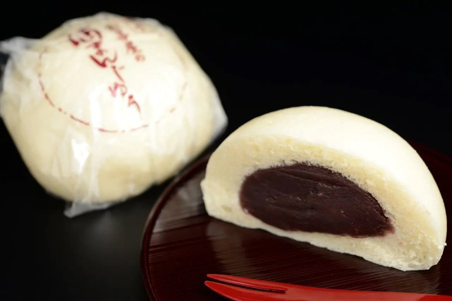 手のひらサイズの食べ応えのある酒饅頭