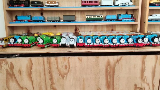 同じトーマスでも、実はすこしずつ表情が違うんです。プラレールとの一期一会を体験してください