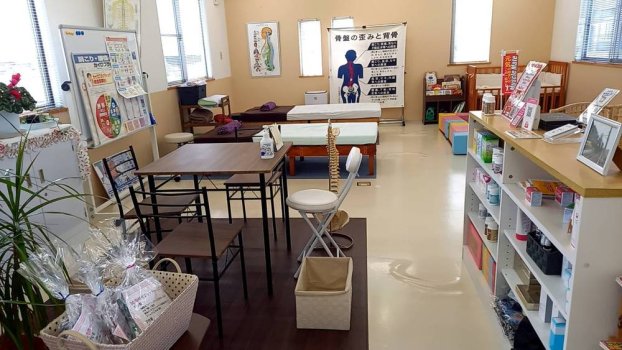 解放感のある施術室でオーナー自ら施術を行います。