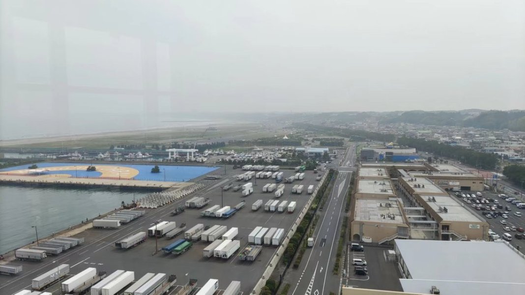 大洗サンビーチに天気が良ければ筑波山も見えます