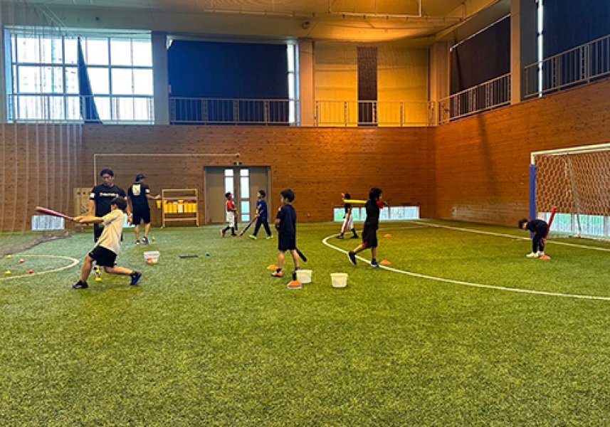 初級・中級・中学生ではティーバッティングや球速測定など本格練習！