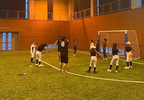 笠間の教室では体育館で行うので、雨でも練習できます！