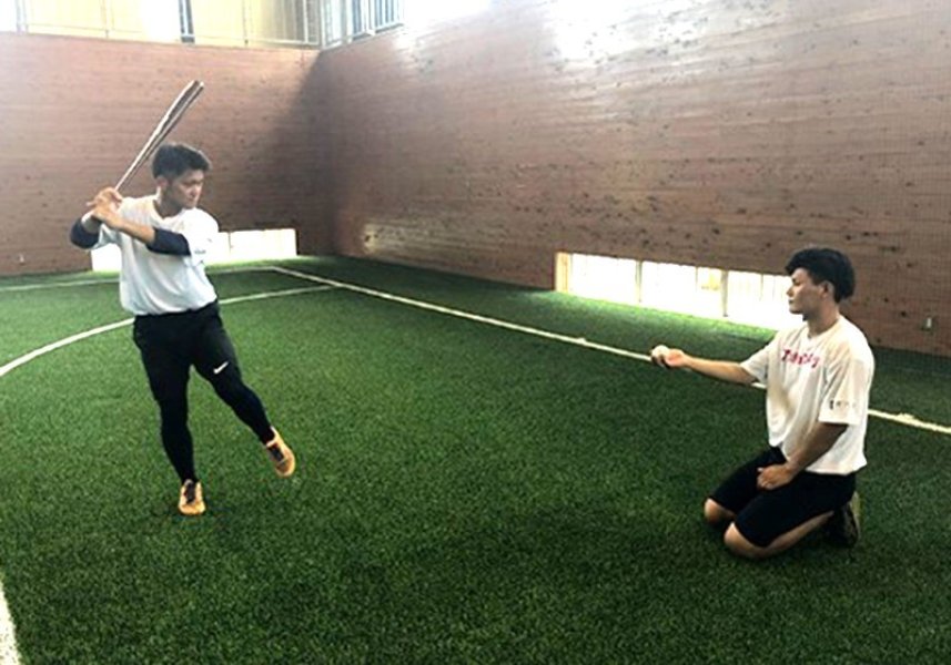 全天候型で、フットサルや野球の室内練習場としても多目的で利用できます。